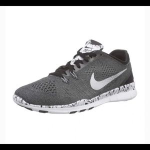 Nike Women's Free 5.0 TR Fit 5 Print